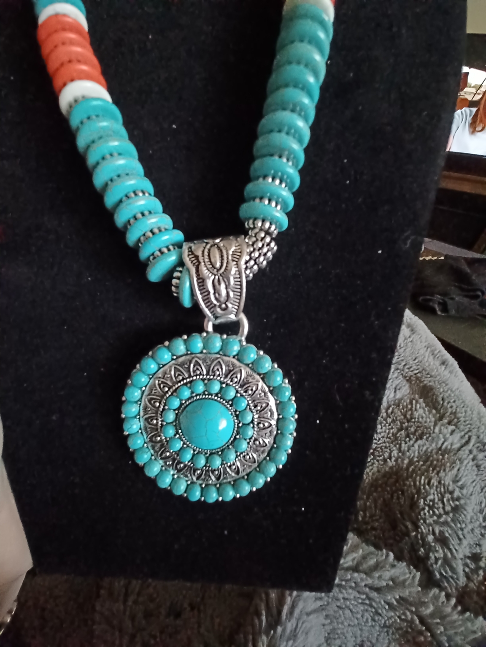 Western Style Faux Turquoise Beaded Pendant Necklace - Women Jewelry NWT